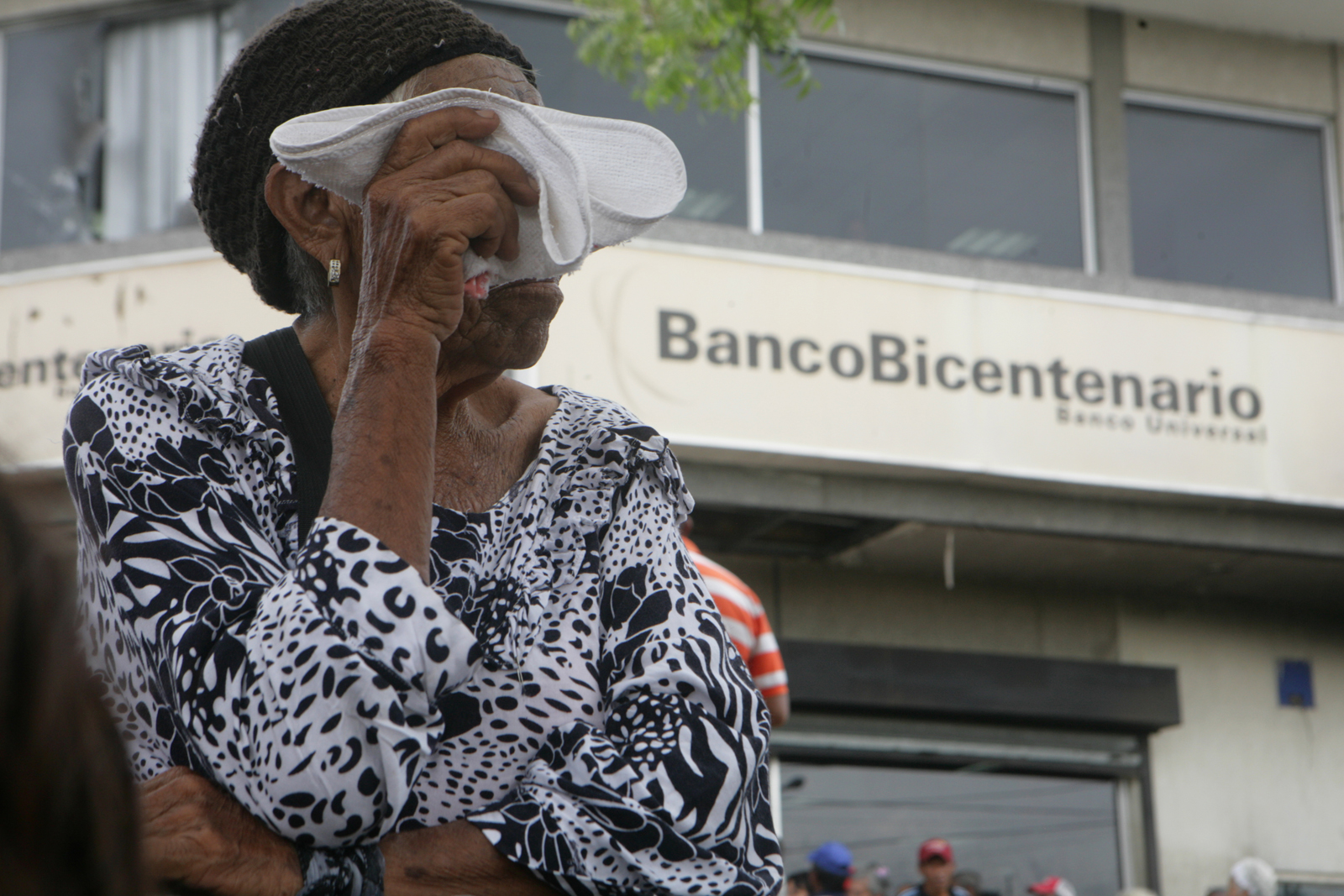 Pensionados piden incluir aumento progresivo de las pensiones en diálogo entre oposición y chavismo 1 Pensionados piden incluir aumento progresivo de las pensiones en dialogo